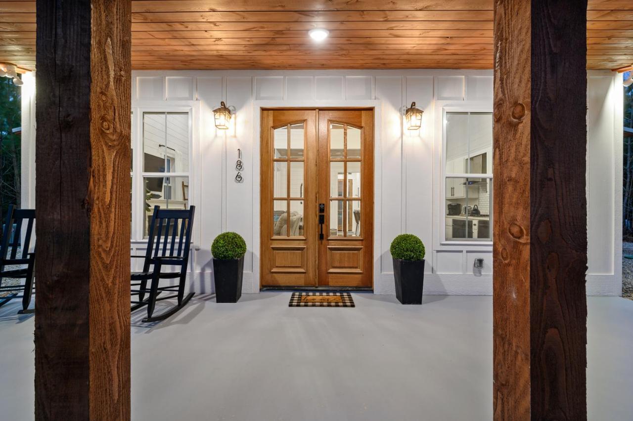 Bella Luna Cabin - Cozy Farmhouse Cabin, Private Deck, Swing Set, Fire Pit, Hot Tub Villa Broken Bow Exterior foto